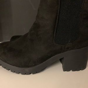 Black Boots